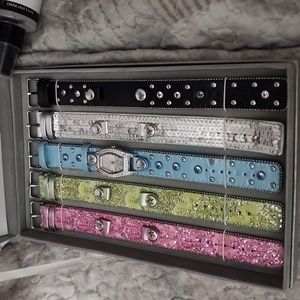 Got a new watch, so I don't need this. It has never been worn.. needs a battery